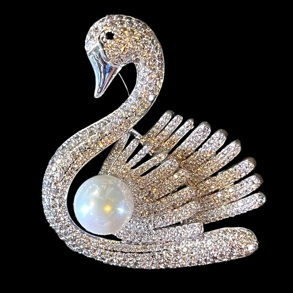 🛍 Swarovski Crystals Pearl Swan Brooch - Picture 3 of 4
